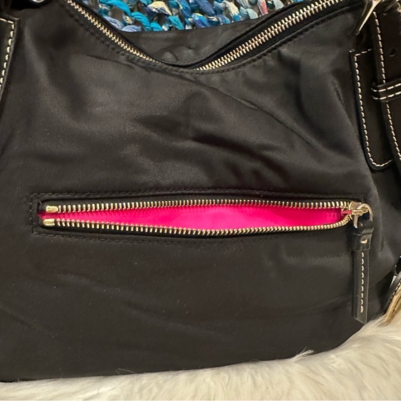 Dooney & Bourke Large Nina Shoulder Handbag Black Nylon Fuschia Lining - Picture 5 of 16
